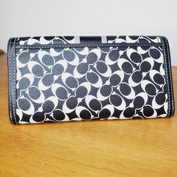 COACH CHELSEA TRIFOLD WALLET Black White Monogram Leather WOMEN Leather Wallet - Picture 2 of 8